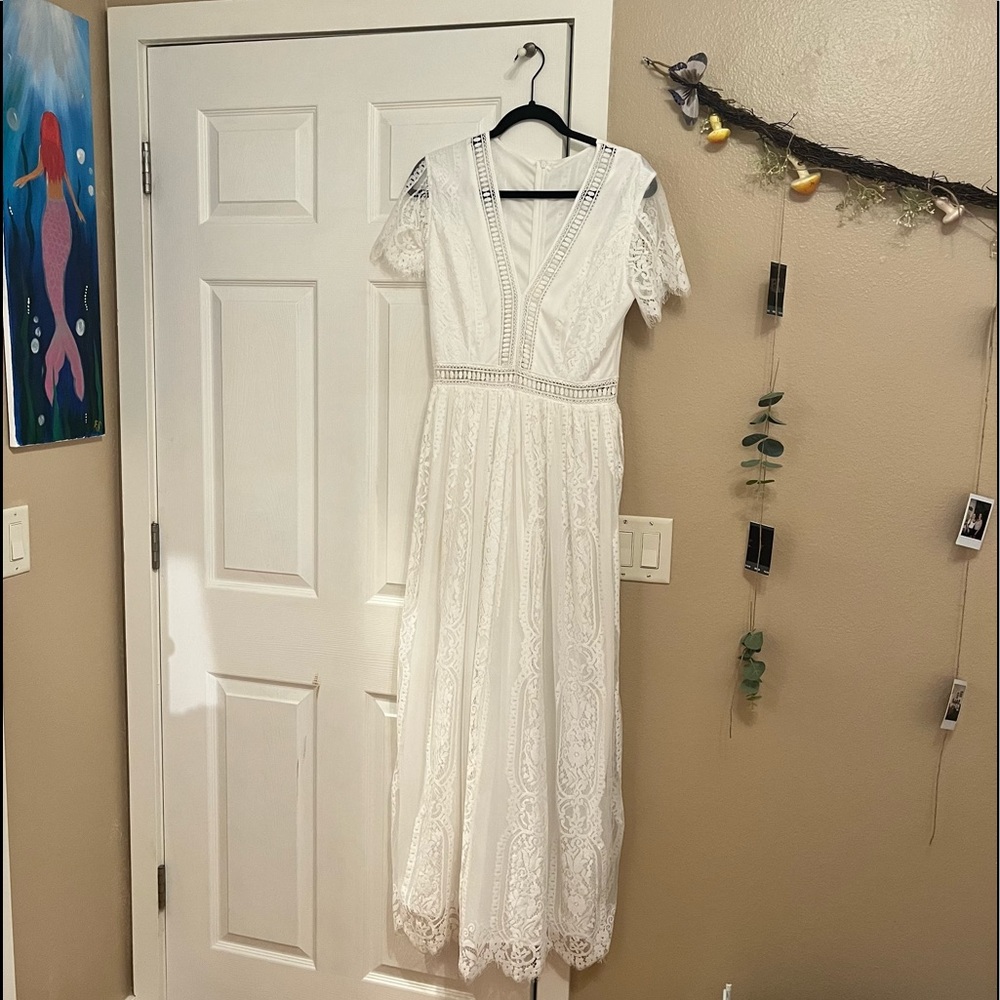 White lace dress